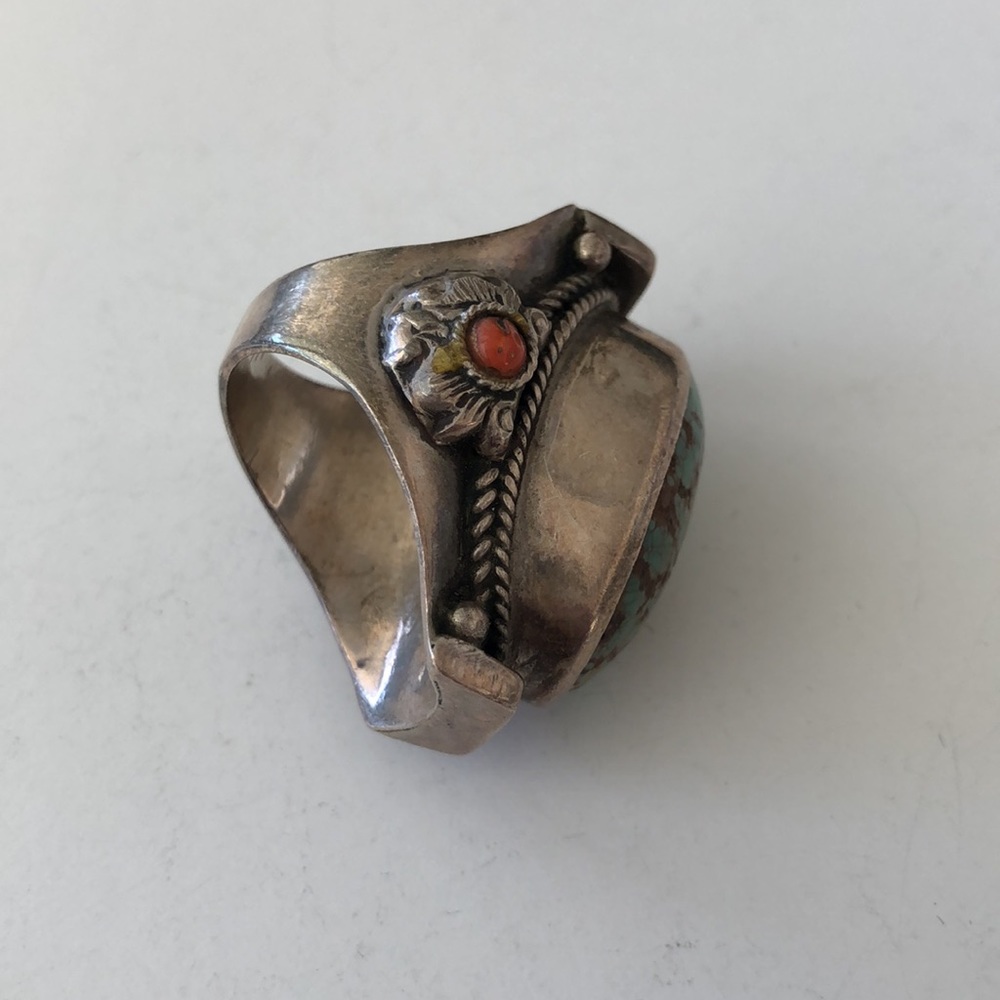 Vintage silver and turquoise oval and coral ring - Picture 5 of 16